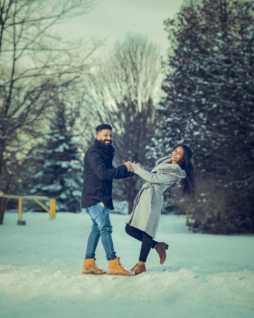 London Ontario couple photography couple photos engagement photos